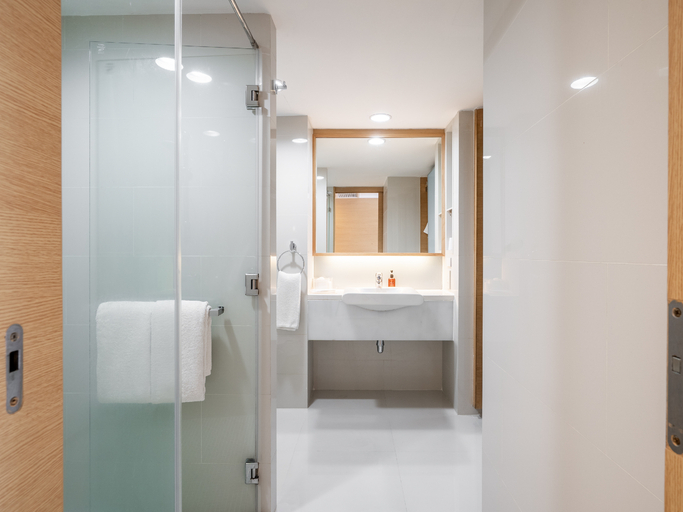 Bathroom 21