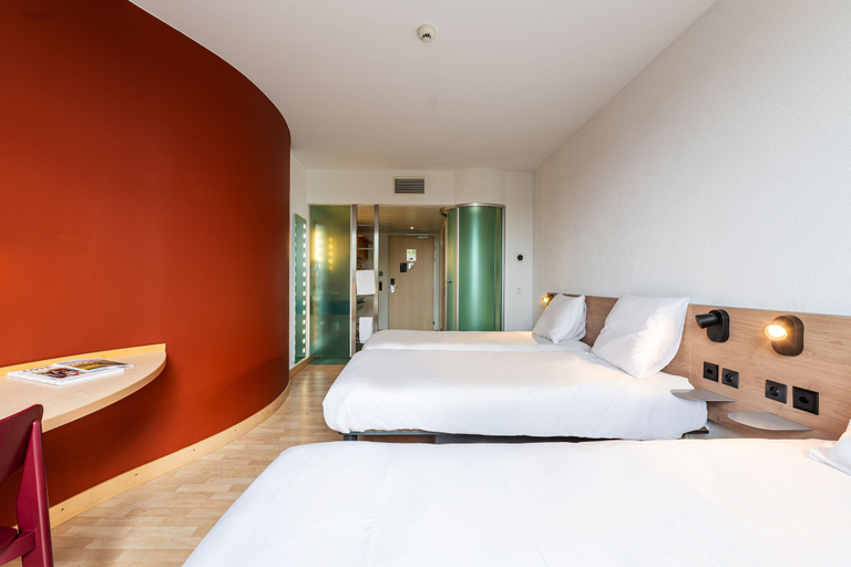 Bedroom 13