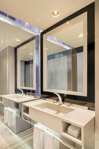 Bathroom 12