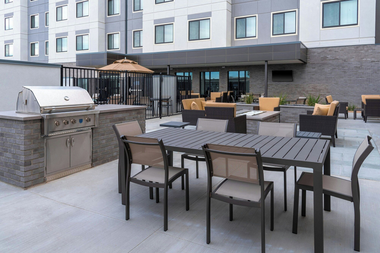 Food & Drinks 5, Residence Inn by Marriott Lancaster Palmdale, Los Angeles