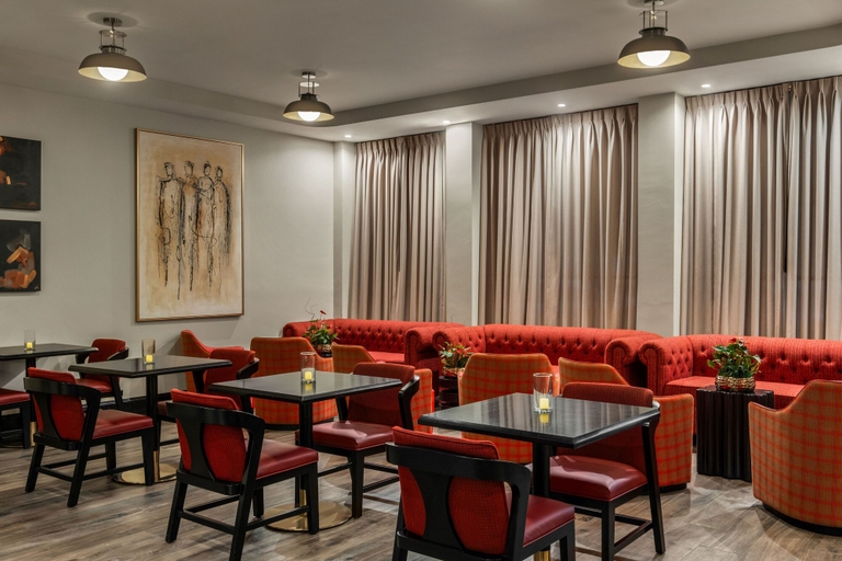 Food & Drinks 5, The Rubenstein Hotel, Orleans