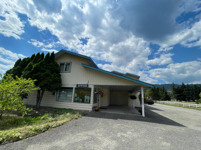 Others 5, Y5 Motel & Campground, Thompson-Nicola