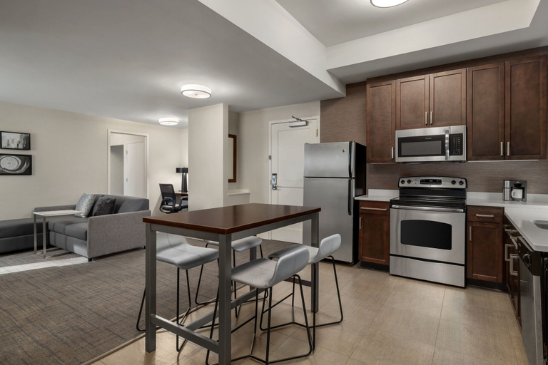 Dining Room 6