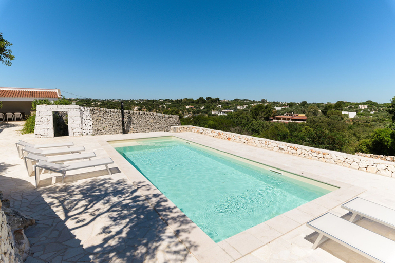 Room 4, Casina Lamacoppa con Piscina by Wonderful Italy, Brindisi