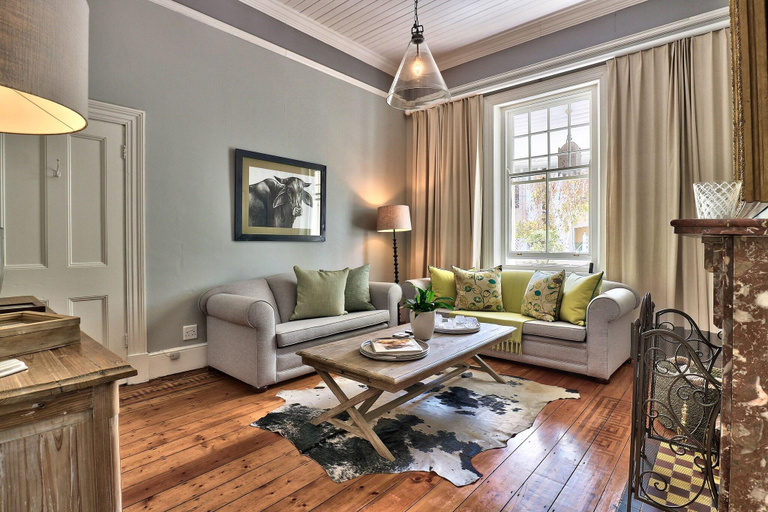Public Area 4, Parker Cottage, City of Cape Town