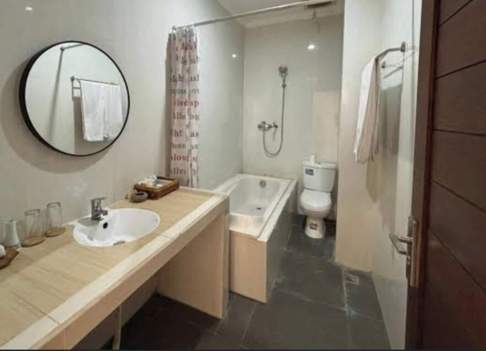 Bathroom 3