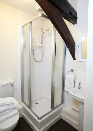 Bathroom 3, Black Lion Hotel, Norfolk
