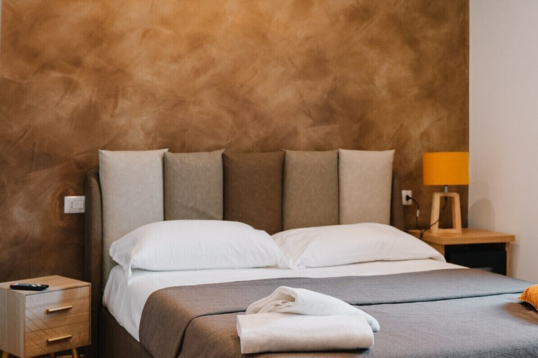Bedroom 3, Dal Patricano Hotel, Frosinone
