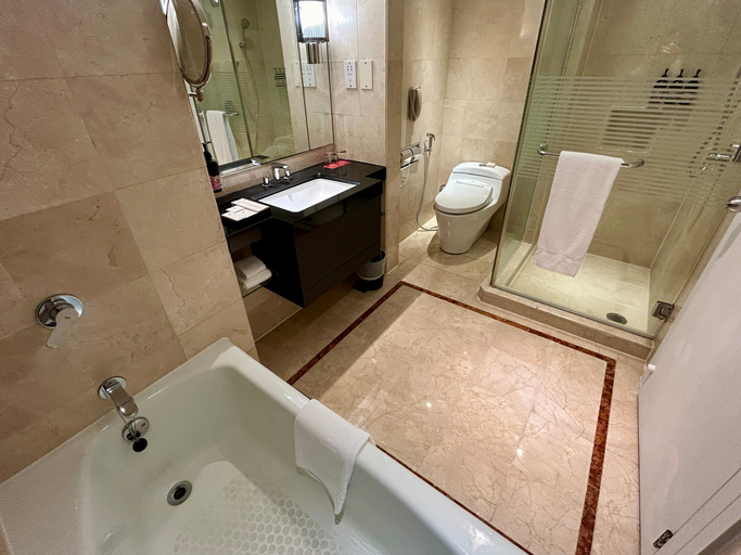 Bathroom 11