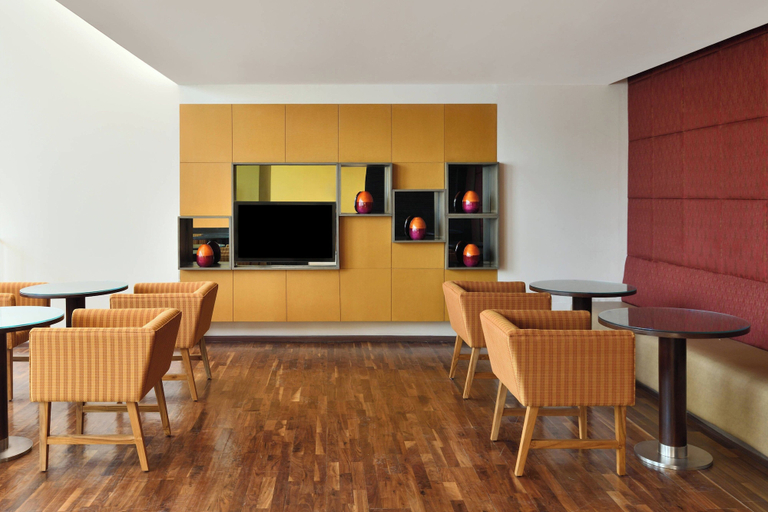 Food & Drinks 5, Fairfield by Marriott Ahmedabad, Ahmadabad