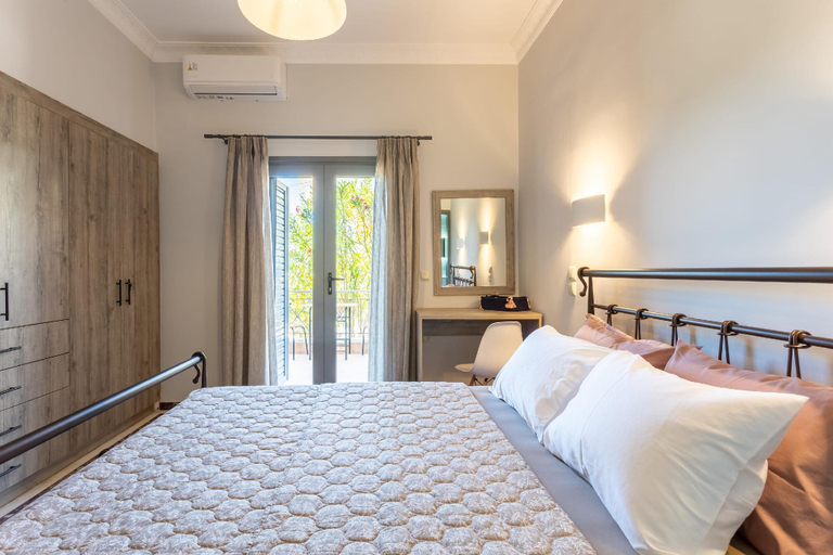 Bedroom 2, Petrino Serene Nest - Enchanting Hideaway, West Greece