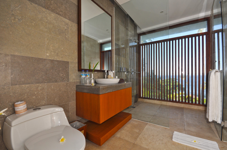 Bathroom 4