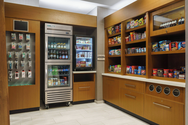 Food & Drinks 4, SpringHill Suites by Marriott Philadelphia West Chester/Exton, Chester