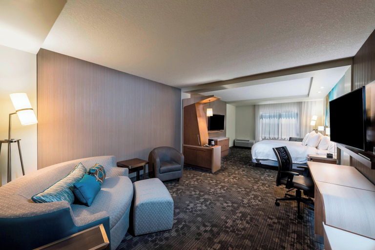 Bedroom 3, Courtyard by Marriott Tampa Northwest/Veterans Expressway, Hillsborough