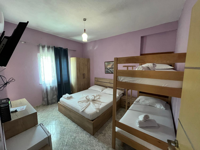 Bedroom 2, Hotel Apostoli, Përmetit