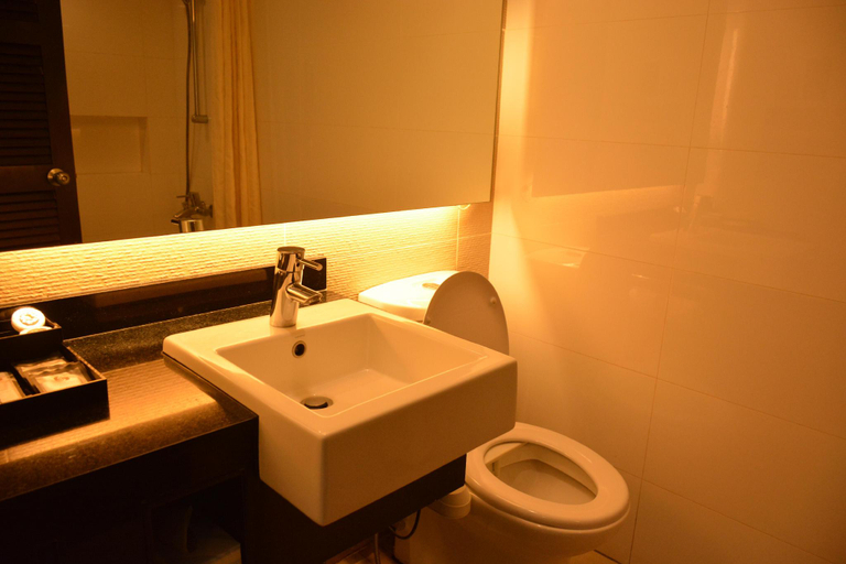 Bathroom 6