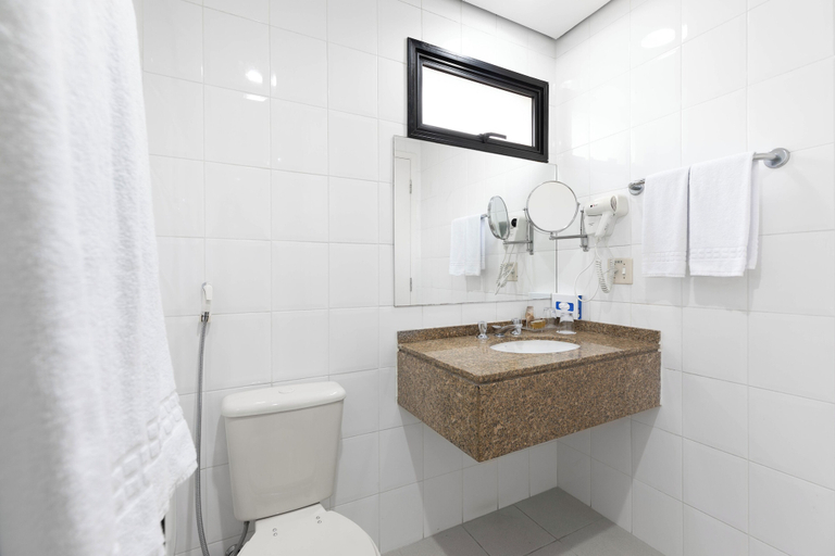Bathroom 5, Mercure Sao Paulo Moema Hotel, São Paulo