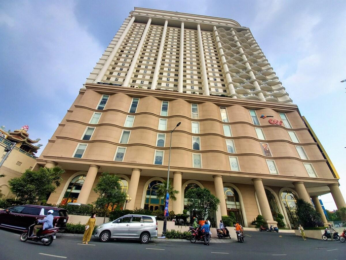 Others 2, Terra Royal 2BR Condo in D3, District 3