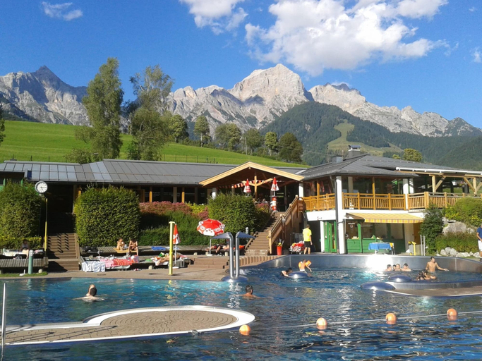 Sport & Beauty 4, Cozy Apartment near Ski Area in Maria Alm, Zell am See
