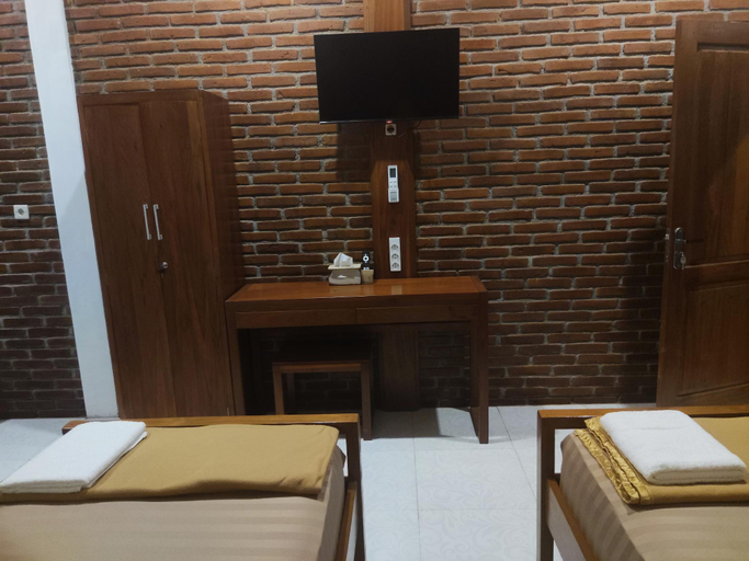 Bedroom 9