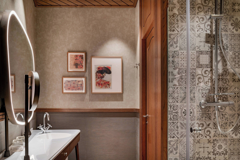 Bathroom 5, Palacio Santa Clara, Autograph Collection, Valencia