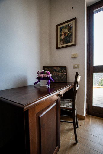 Others 2, Villa Diana, Messina