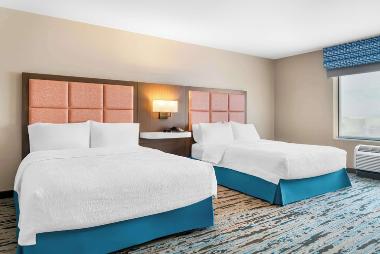 Bedroom 3, Hampton Inn Detroit/Auburn Hills-North, Oakland