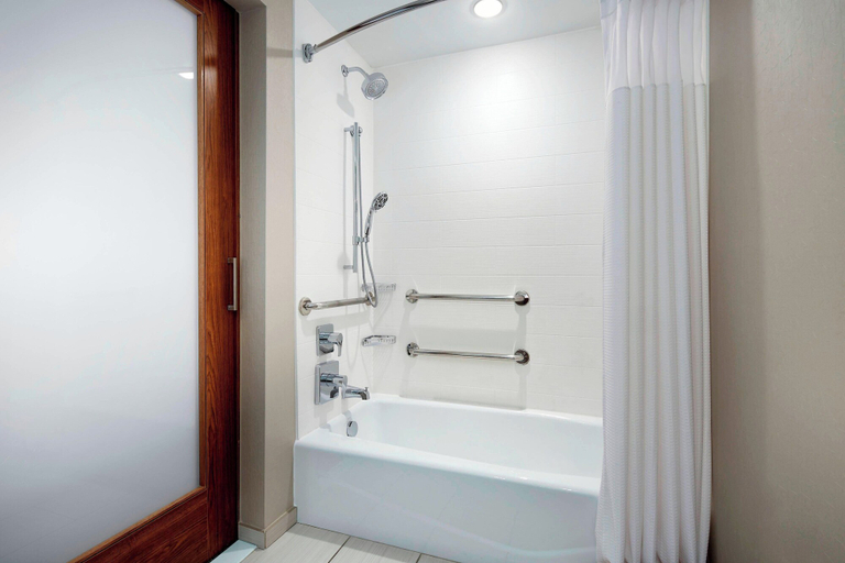 Bathroom 4, SpringHill Suites Columbus OSU, Franklin