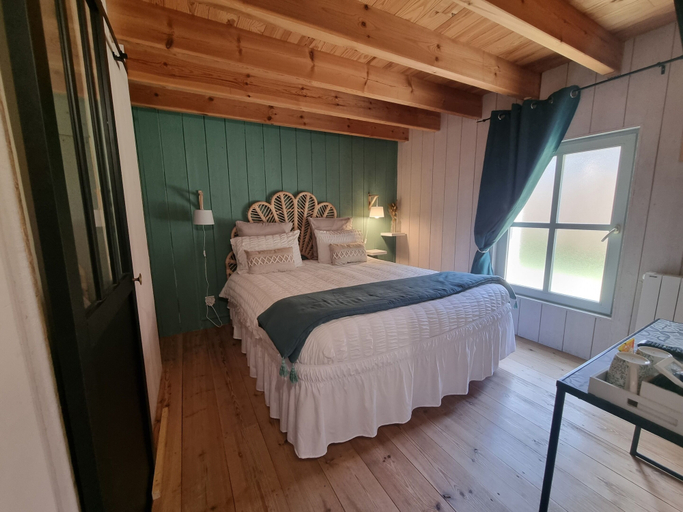 Bedroom 4, Lariviere, Gironde