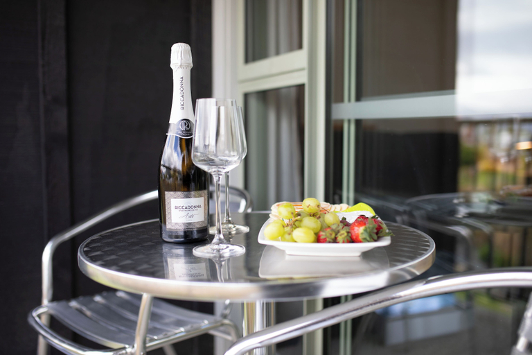 Food & Drinks, Clearbrook Motels Wanaka, Queenstown-Lakes