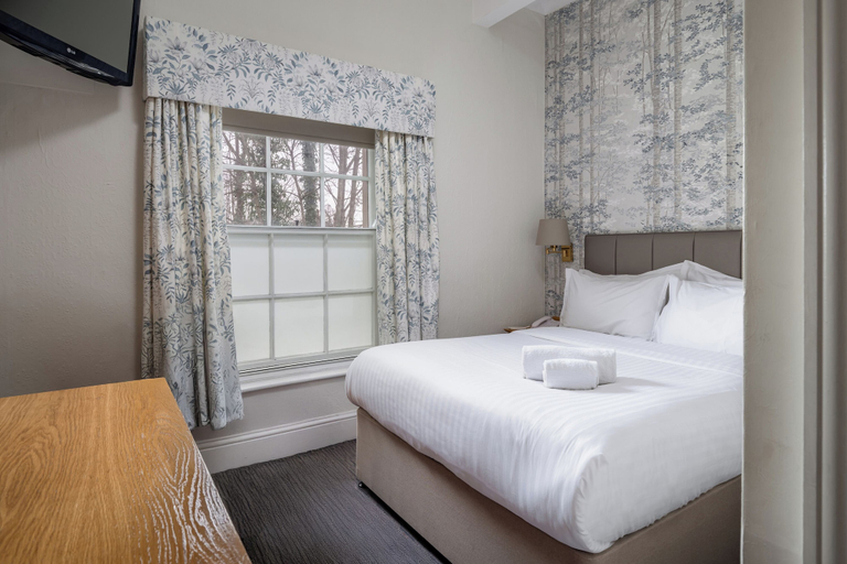 Bedroom 3, Reigate Manor, Surrey