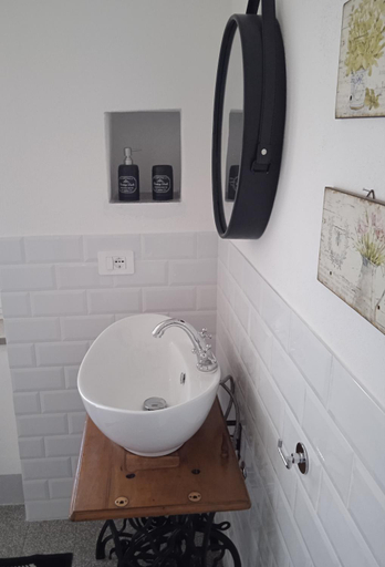 Others 3, Centralissima stanza con bagno privato, Sassari