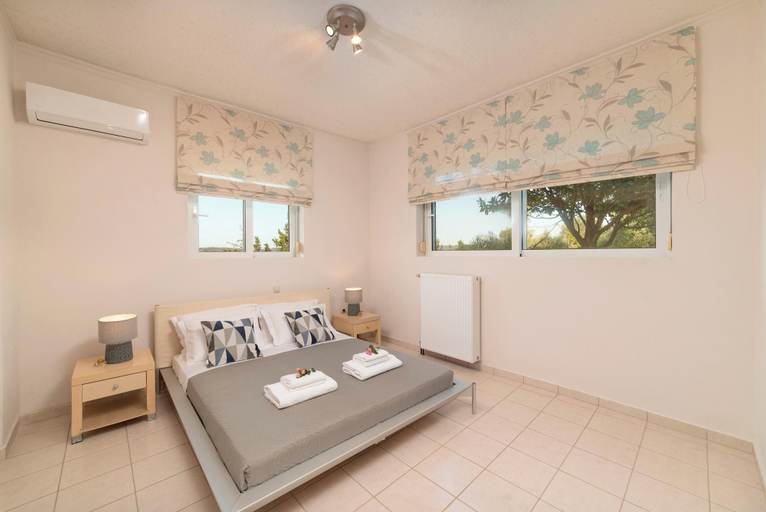 Bedroom 3, Villa Chrysallis, Crete