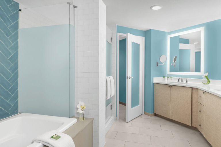 Bathroom 4, Marriott's Grande Ocean, Beaufort
