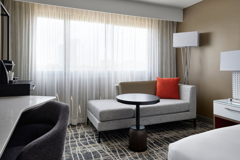 Bedroom 4, Nashville Airport Marriott, Davidson