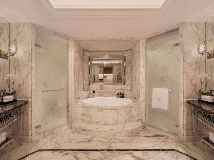Bathroom 5, Waldorf Astoria Shanghai on the Bund, Shanghai