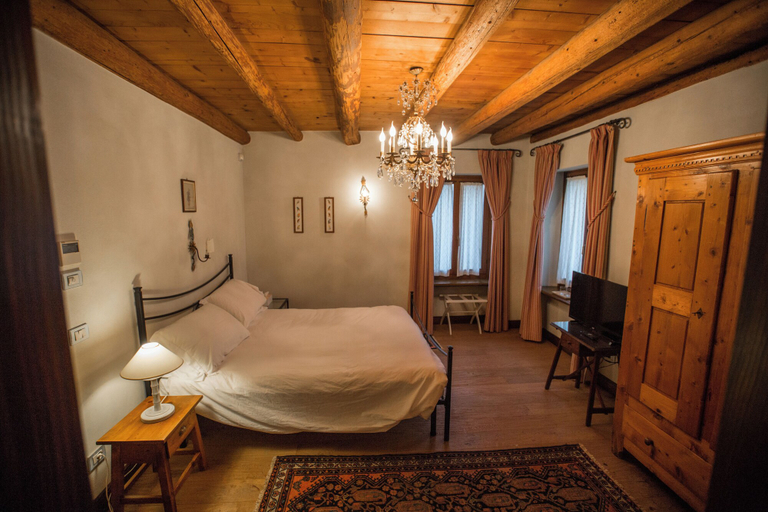 Bedroom 4, B&B Casale la Meridiana, Mantua