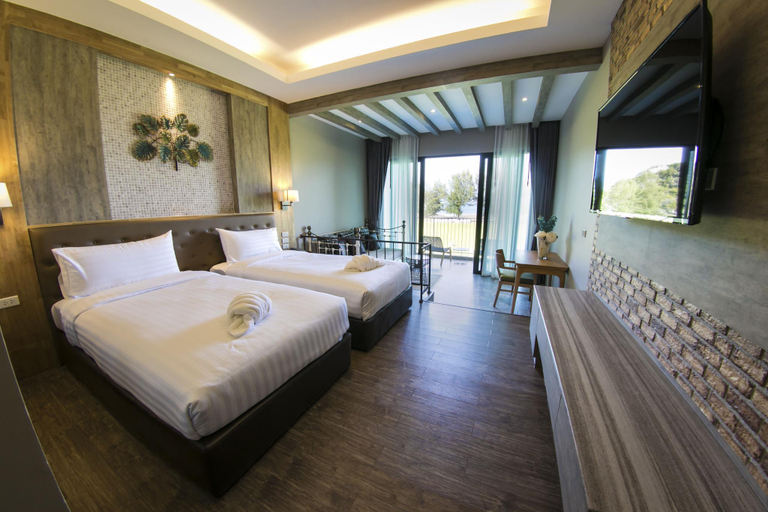 Bedroom 2, La Isla Pranburi Beach Resort, K. Sam Roi Yot