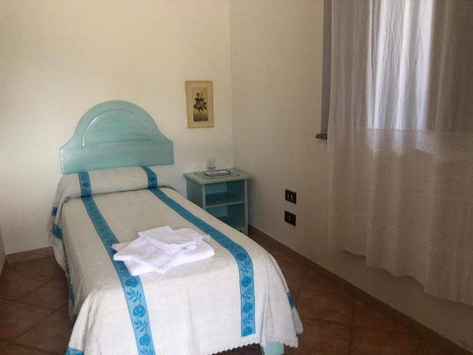 Bedroom 4, Il Castello di Gioiosa Guardia, Carbonia-Iglesias