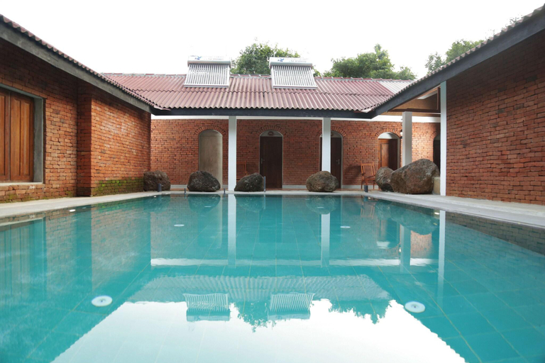 Sport & Beauty 2, Pinthaliya Resort & Spa, Dambulla