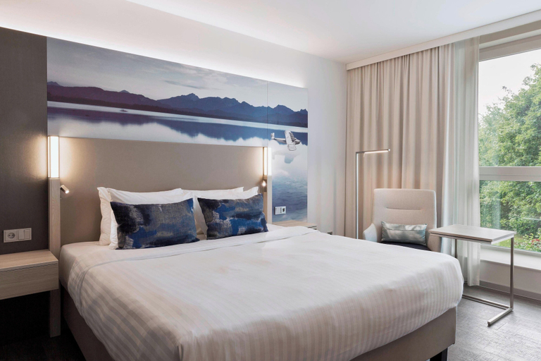 Bedroom 3, Courtyard by Marriott Oberpfaffenhofen Munich South, Starnberg