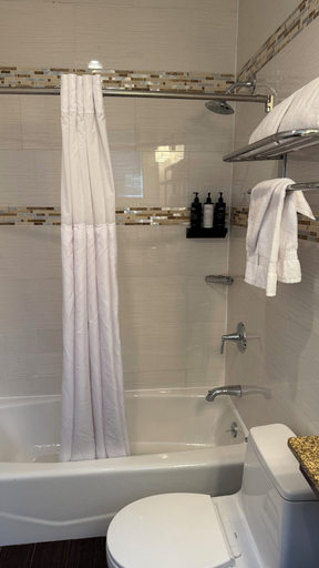 Bathroom 5, Madison LES Hotel, New York