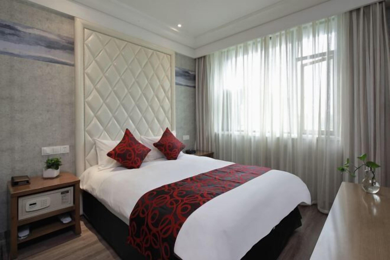 Bedroom 2, Grand Daqiao Hotel, Nanjing