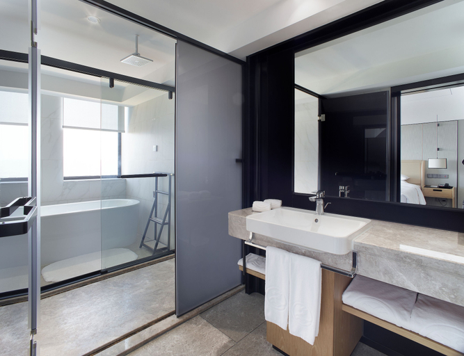 Bathroom 9