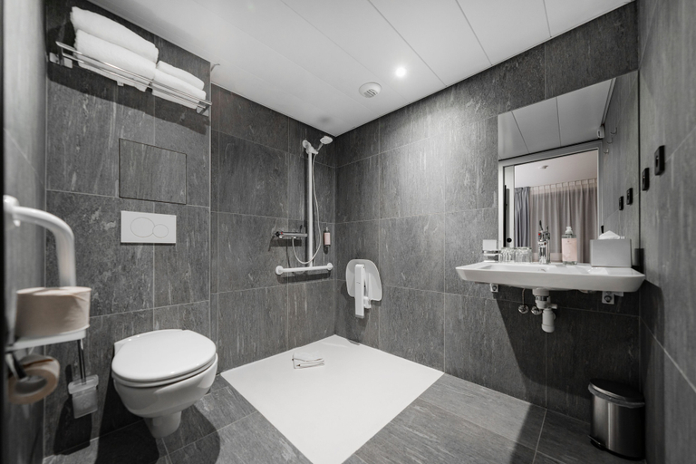 Bathroom 4, GREEN PARK HOTEL PARIS, Paris