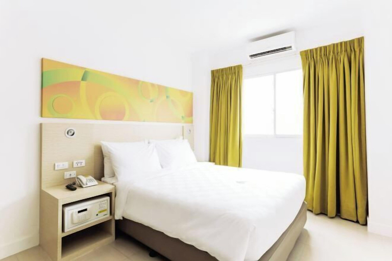 Bedroom 24