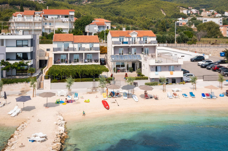 4, Seaside Luxury Suites, Podstrana