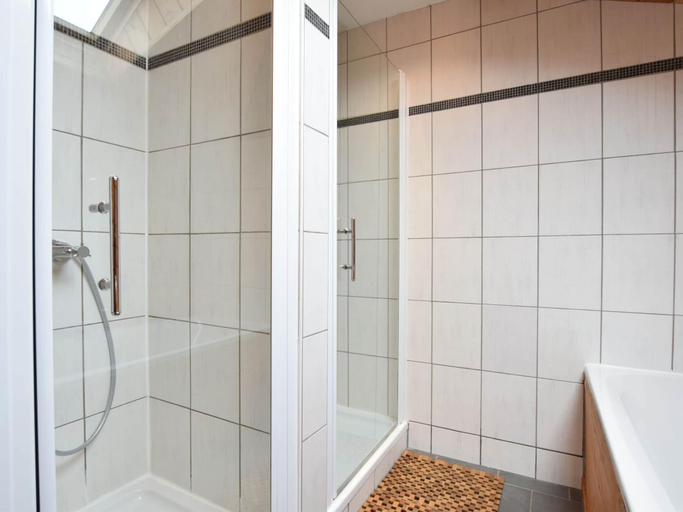 Bathroom 3, Rendeux Retreat with Sauna, Luxembourg