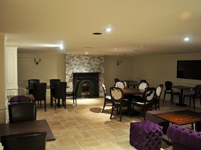Public Area 3, The Royal George Hotel, Monmouthshire