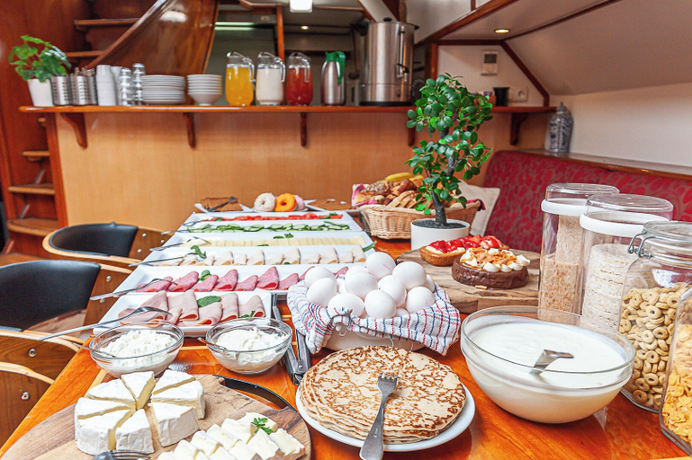 Food & Drinks 5, The Cabin at MPS Noorderzon, Amsterdam